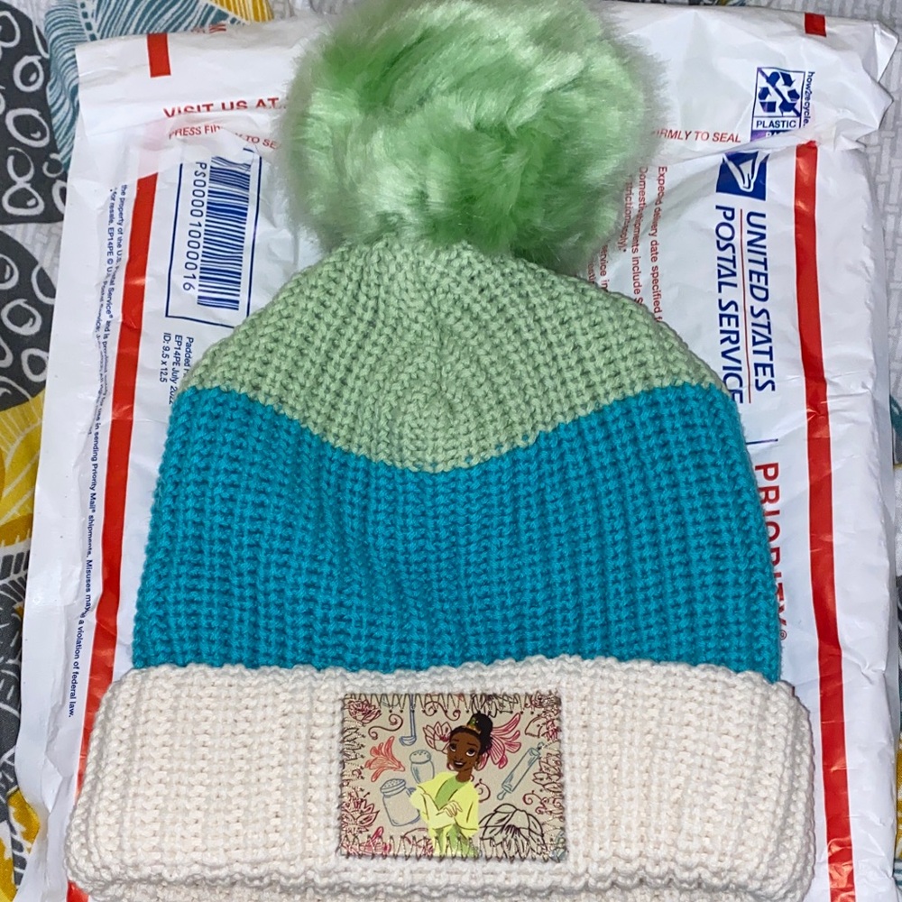 Kids' Disney Princess Tiana Green and Blue Pom-Pom Beanie